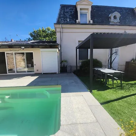 Town Center Keroussel House - 6 People - 2 Bedrooms - Swimming Pool