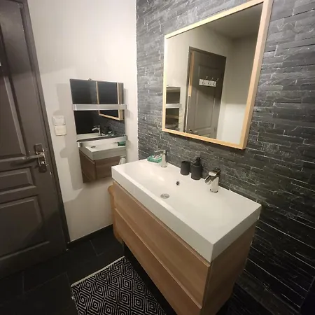 Town Center Keroussel House - 6 People - 2 Bedrooms - Swimming Pool Feriehus *