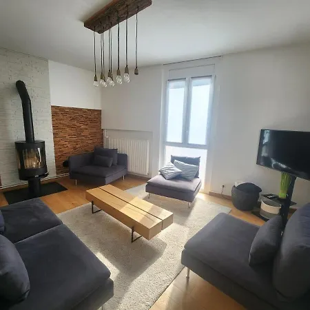 Town Center Keroussel House - 6 People - 2 Bedrooms - Swimming Pool